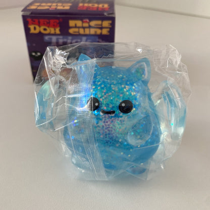 Squishy NeeDoh Nice Cube chauve-souris maltose pailletée CLADEA