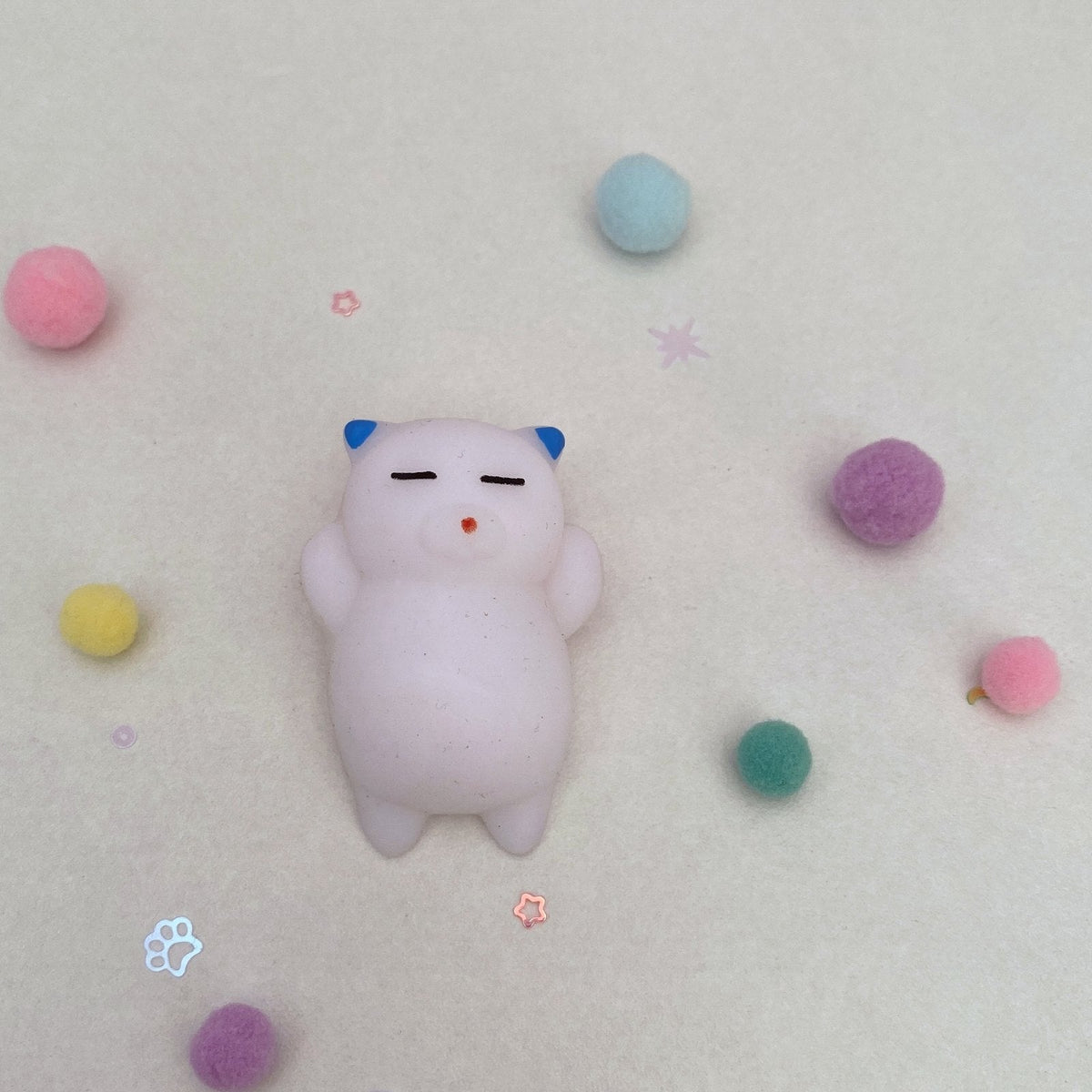 Squishy chaton blanc kawaii CLADEA